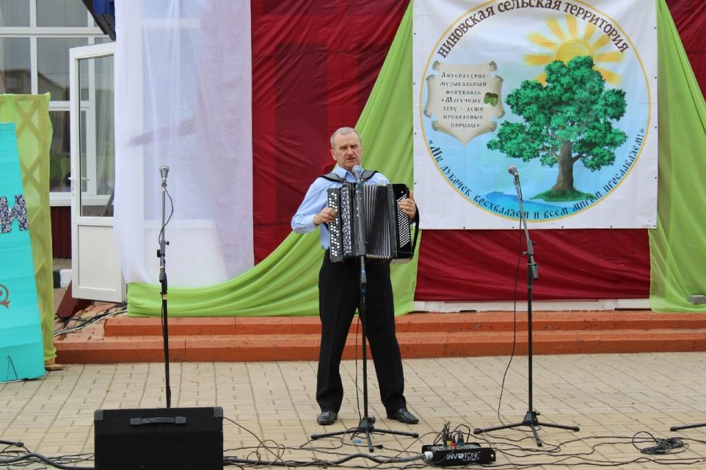 Душа дуба. Глава Ниновского сельского поселения Новооскольского района.